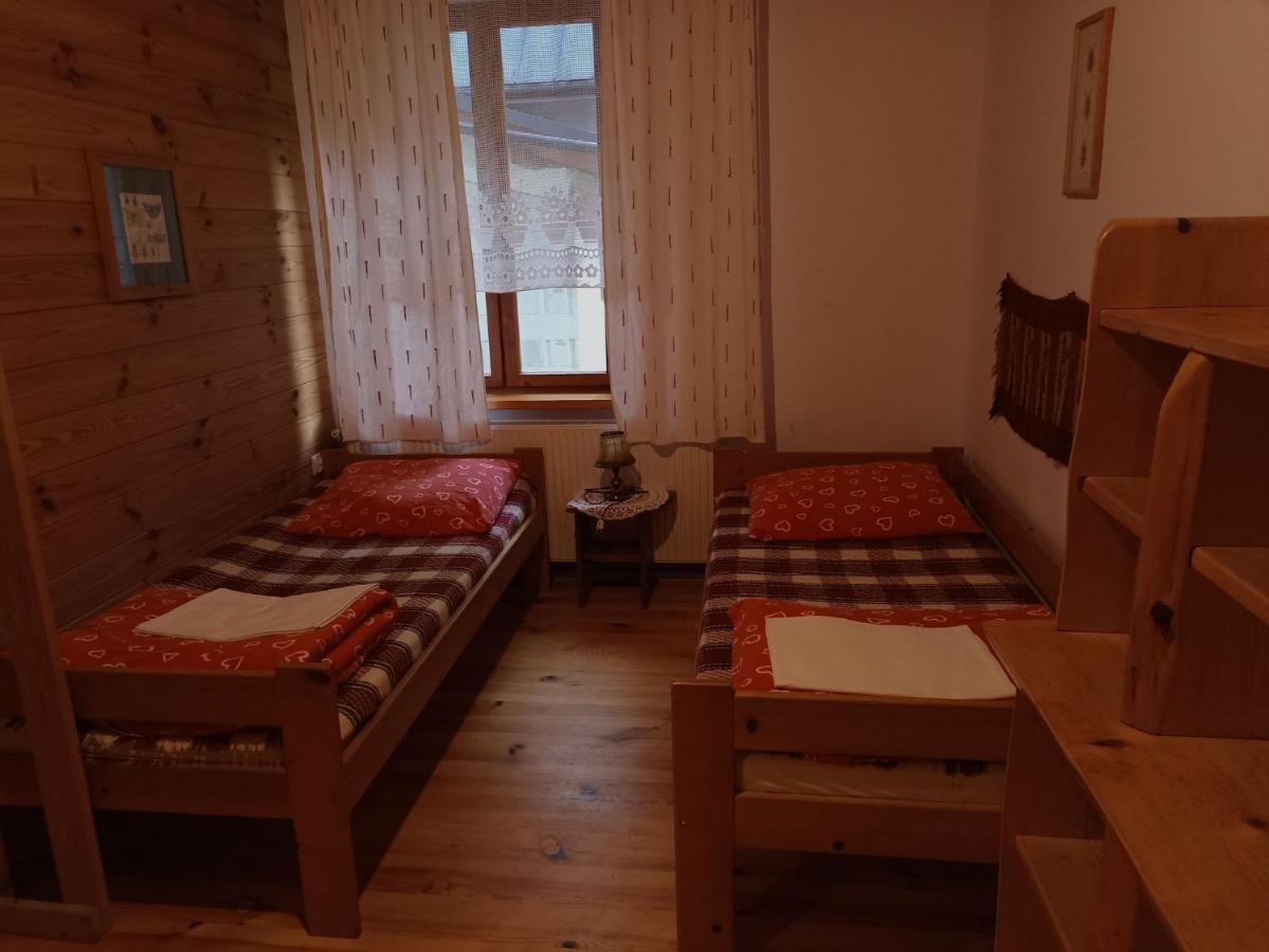 Hotel Hajstra Krempna Esterno foto