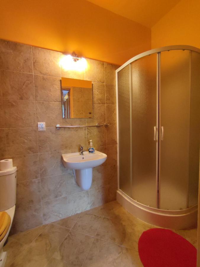 Hotel Hajstra Krempna Esterno foto
